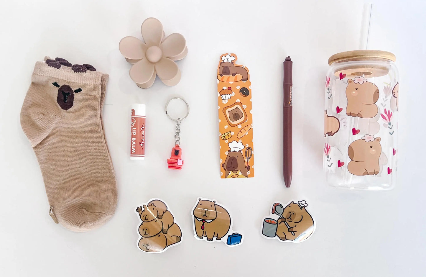 Capybara Gift Box – Tumbler, Socks & Cute Accessories for Animal Lovers